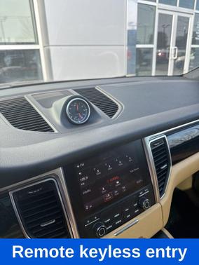 2018 Porsche Macan Base