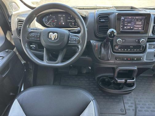 Bright White Clearcoat 2025 RAM ProMaster 2500 Tradesman