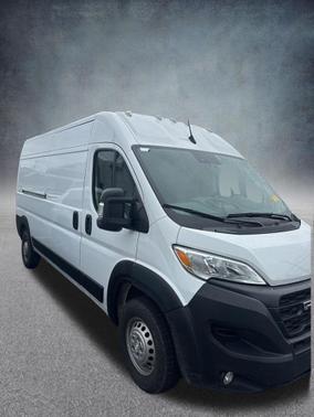 Bright White Clearcoat 2025 RAM ProMaster 2500 Tradesman
