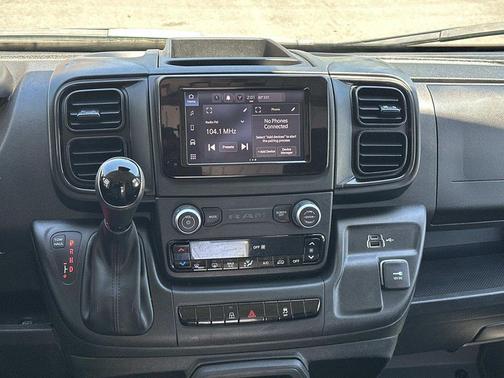 Bright White Clearcoat 2025 RAM ProMaster 2500 Tradesman