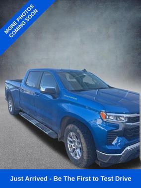 Glacier Blue Metallic 2022 Chevrolet Silverado 1500 LT