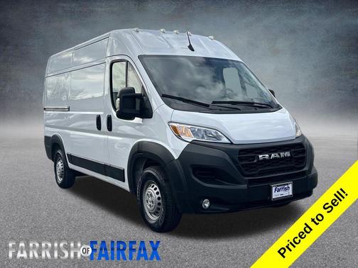 Bright White Clearcoat 2024 RAM ProMaster 2500 Tradesman