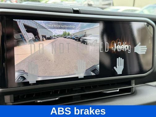 2025 Jeep Gladiator High Tide