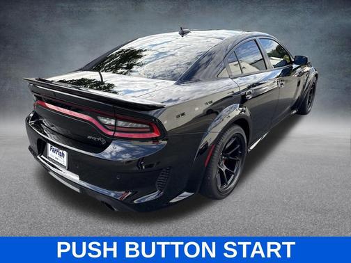 Pitch Black Clearcoat 2022 Dodge Charger SRT Hellcat