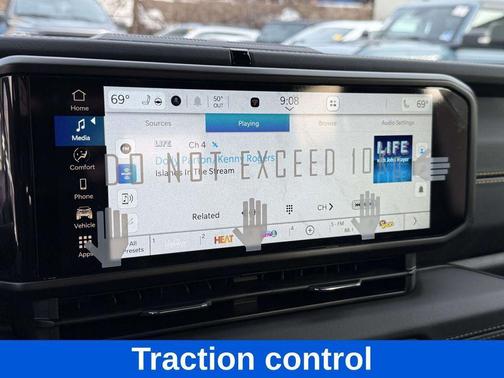 2026 Jeep Gladiator Sahara 4x4