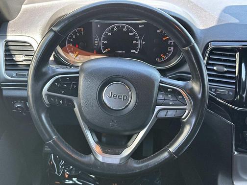 Granite Crystal Metallic Clearcoat 2019 Jeep Grand Cherokee Limited