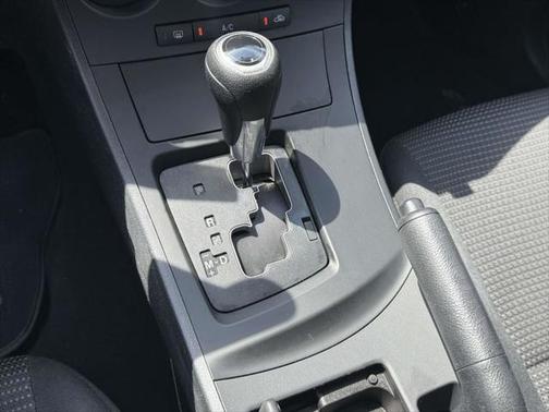 2013 Mazda Mazda3 i Sport