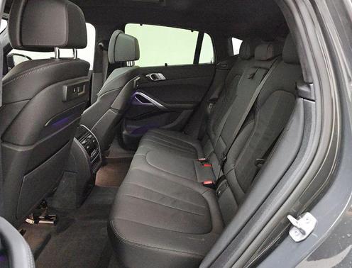 Dravit Gray Metallic 2022 BMW X6 xDrive40i