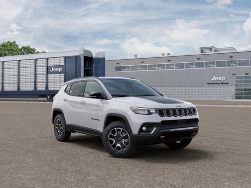 Bright White Clearcoat 2026 Jeep Compass Trailhawk