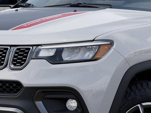 Bright White Clearcoat 2026 Jeep Compass Trailhawk