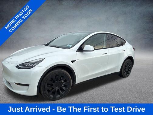 2022 Tesla Model Y Long Range Dual Motor All-Wheel Drive