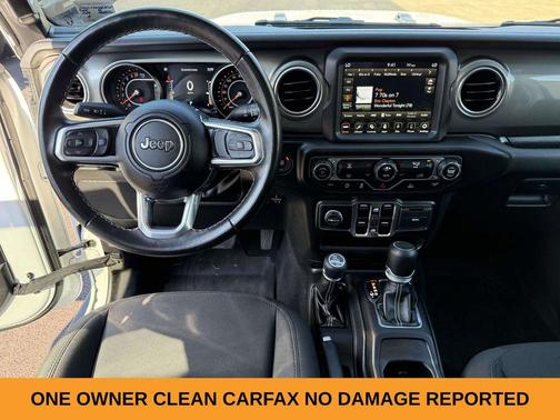 2022 Jeep Gladiator Overland