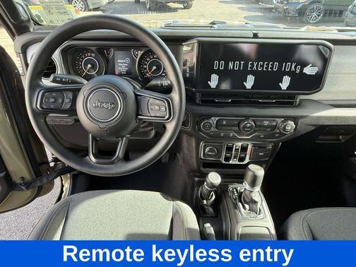 2026 Jeep Gladiator Sport