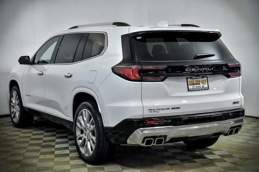2025 GMC Acadia Denali
