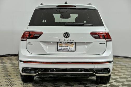2022 Volkswagen Tiguan 2.0T SE R-Line Black 4MOTION