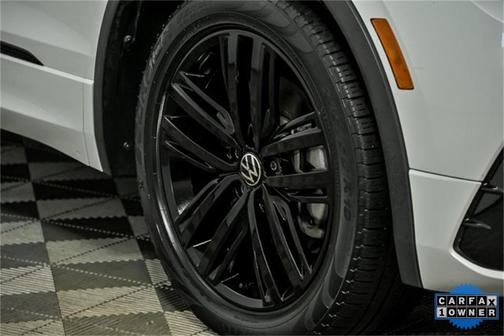 2022 Volkswagen Tiguan 2.0T SE R-Line Black 4MOTION