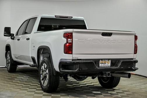 2024 Chevrolet Silverado 2500 Custom