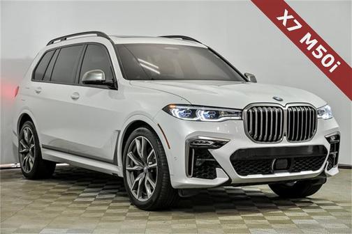 2021 BMW X7 M50i