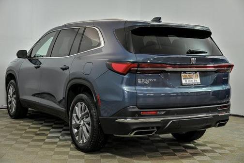 2025 Buick Enclave Preferred FWD