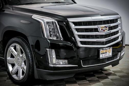 2017 Cadillac Escalade Premium Luxury