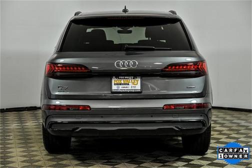2022 Audi Q7 55 Premium Plus