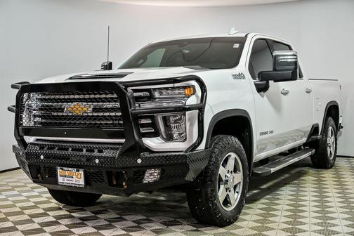 Iridescent Pearl Tricoat 2022 Chevrolet Silverado 2500 High Country