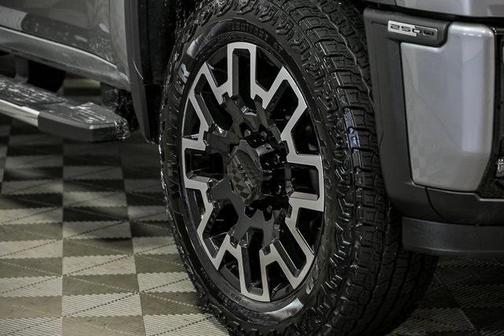2025 GMC Sierra 2500 Denali