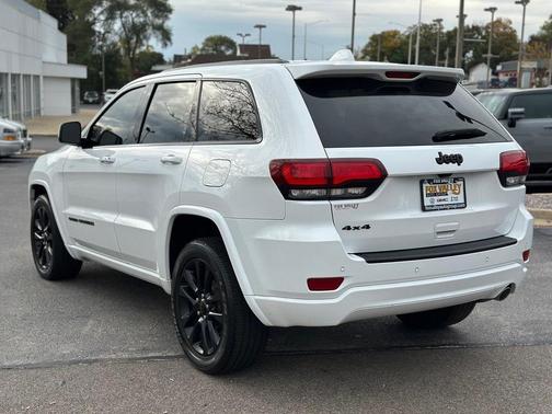 2020 Jeep Grand Cherokee Altitude