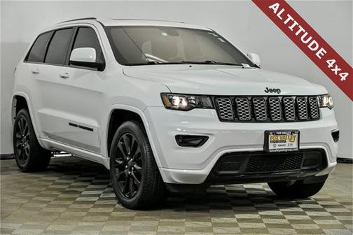 2020 Jeep Grand Cherokee Altitude