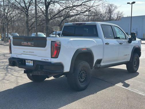 2024 GMC Sierra 2500 AT4X
