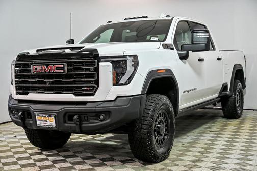 Summit White 2024 GMC Sierra 2500 AT4X