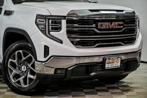 2023 GMC Sierra 1500 SLT