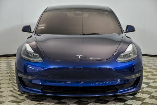 Deep Blue Metallic 2023 Tesla Model 3 Performance
