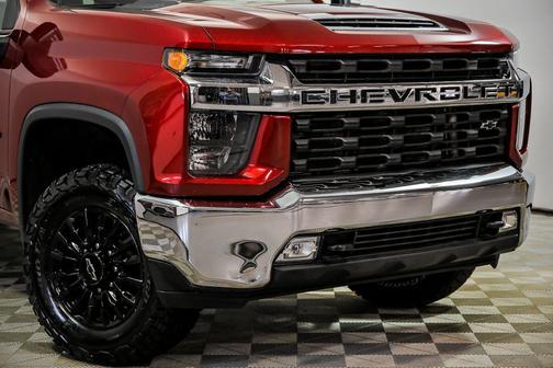 Cherry Red Tintcoat 2022 Chevrolet Silverado 2500 LT