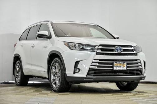 2019 Toyota Highlander Hybrid Platinum