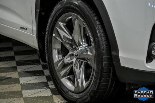 2019 Toyota Highlander Hybrid Platinum