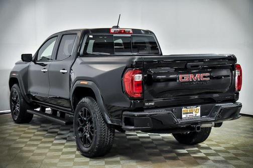2025 GMC Canyon Denali
