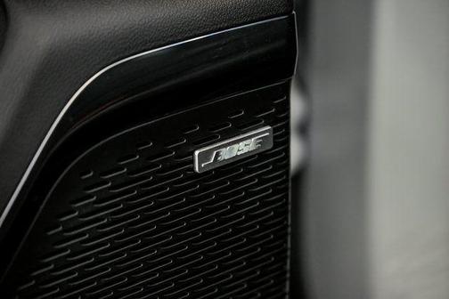 2026 GMC Acadia AT4 AWD