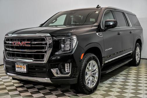Onyx Black 2023 GMC Yukon XL SLT