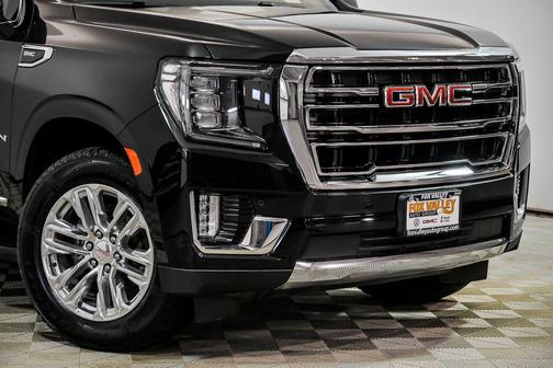 Onyx Black 2023 GMC Yukon XL SLT