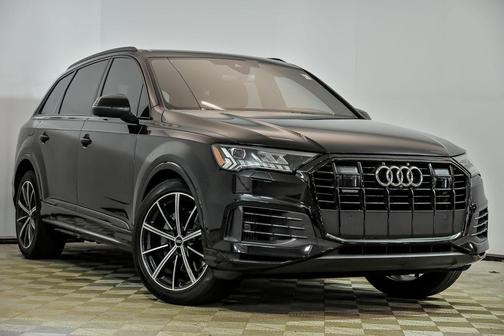 Mythos Black Metallic 2023 Audi Q7 55 Prestige