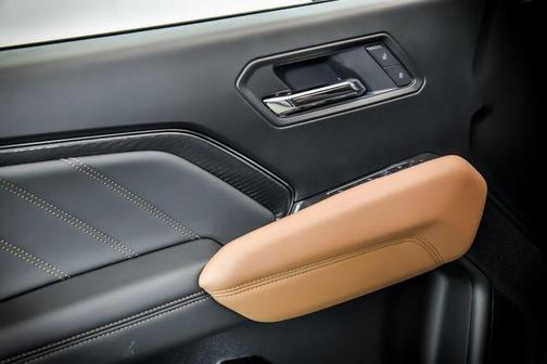 2025 GMC Canyon Base
