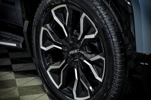 2025 GMC Sierra EV Max Range Denali