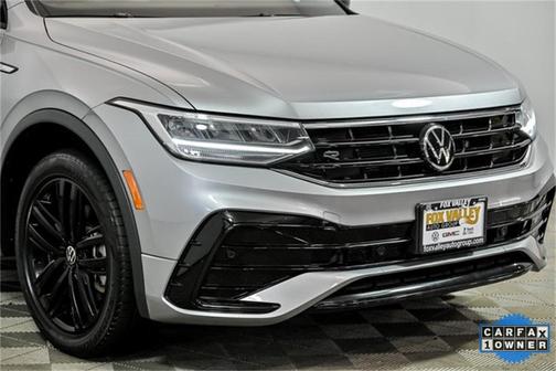 2022 Volkswagen Tiguan 2.0T SE R-Line Black 4MOTION