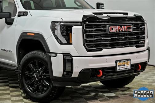 2024 GMC Sierra 2500 AT4