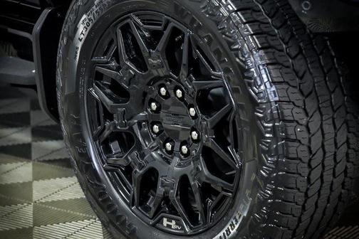 2025 GMC HUMMER EV SUV 2X