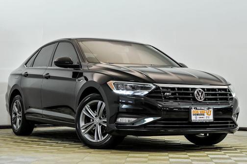 Black Uni 2019 Volkswagen Jetta 1.4T R-Line
