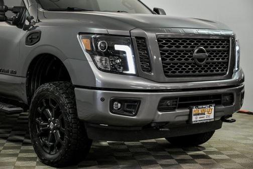 2019 Nissan Titan XD SL
