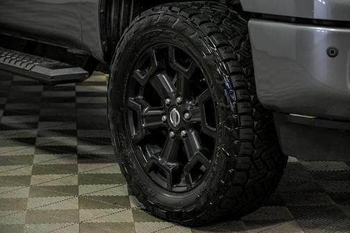2019 Nissan Titan XD SL