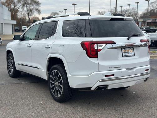 2020 GMC Acadia Denali